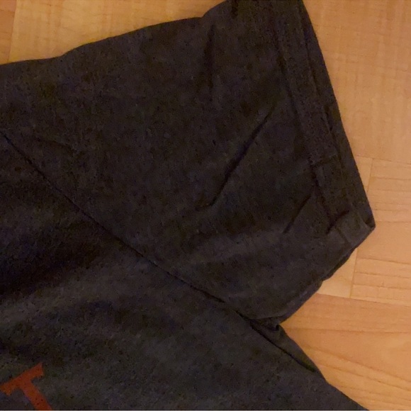 NEW Bulleit Bourbon Unisex Gray & Orange Tee - Picture 4 of 7